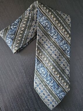 Bovet Silk Blue and Gray Patterned Tie